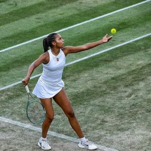 Thea Taty Frodin : L’étoile montante du tennis mondial brille à Wimbledon 1 520174781 1544007053604634 8281503942273717342 n