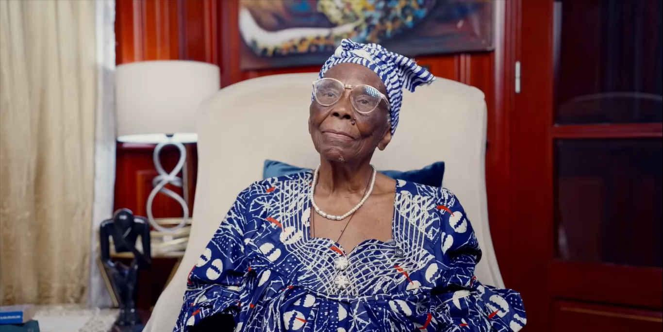 Apolline Ndoumba : La pionnière au service de l’histoire — La voix des femmes au cœur de la mairie