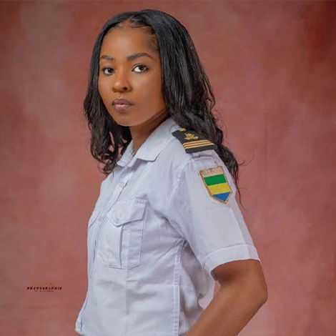 Juliana Betoué : Première femme commandant de navire au Gabon, un symbole de courage et de leadership